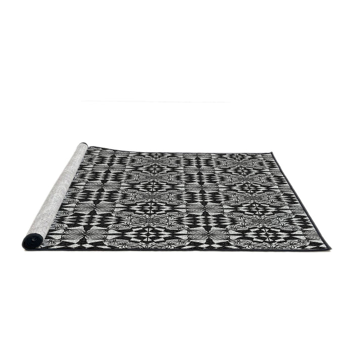Serging Thickness of Machine Washable Transitional Silver Gray Rug, wshpat1221