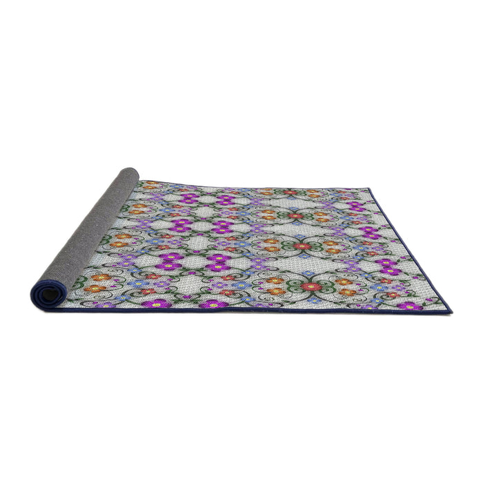 Thickness of Patterned Light Gray Novelty Rug, pat1283