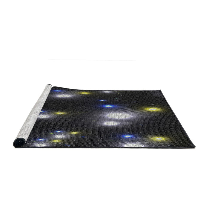 Serging Thickness of Machine Washable Transitional Black Rug, wshpat14