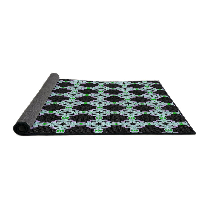 Thickness of Patterned Mid Gray Novelty Rug, pat1516