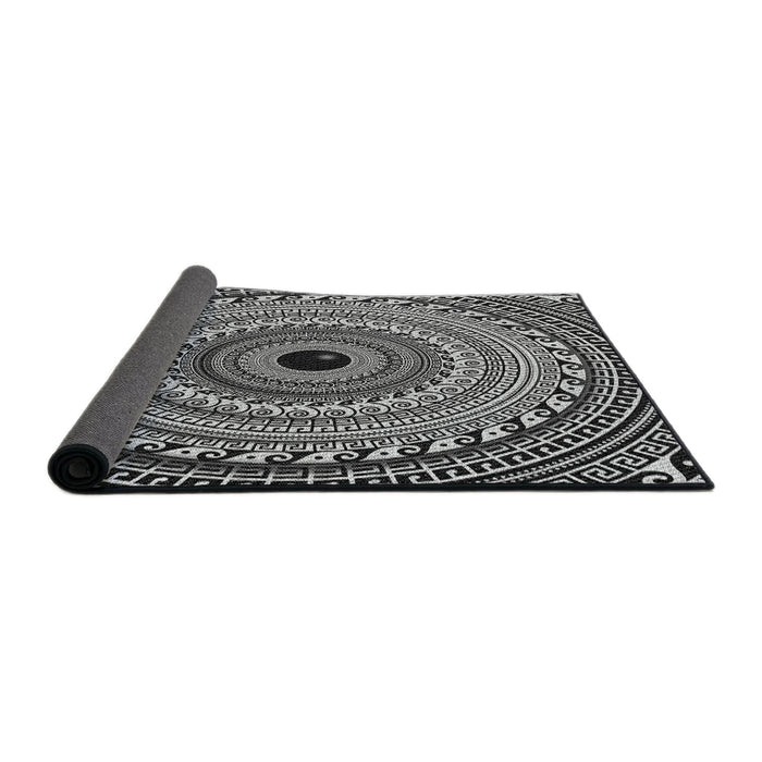 Thickness of Patterned Mid Gray Novelty Rug, pat1614
