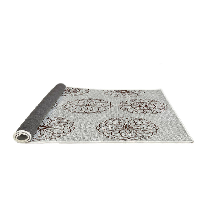 Thickness of Patterned Off-White Novelty Rug, pat1619