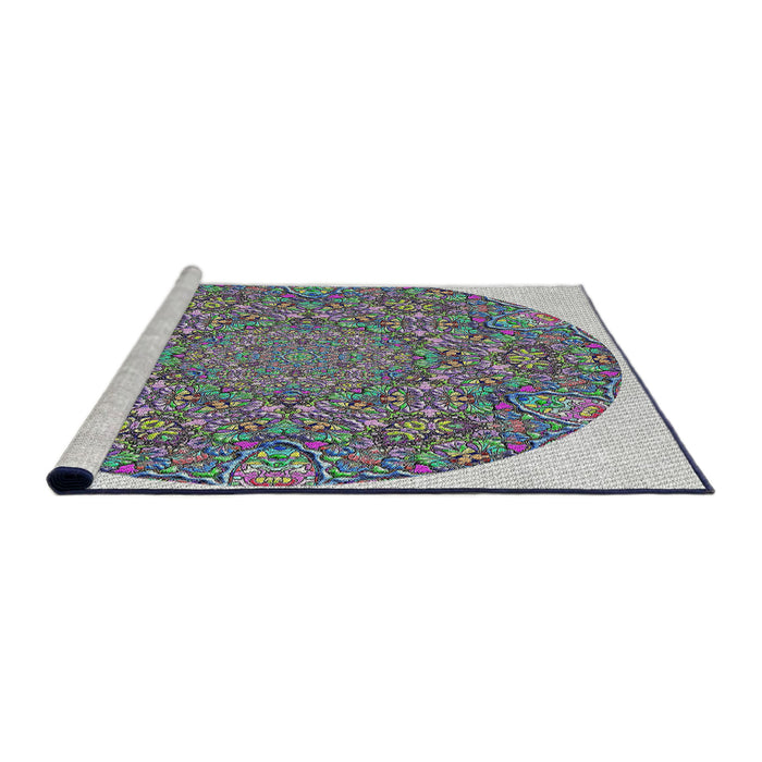 Serging Thickness of Machine Washable Transitional Platinum Silver Gray Rug, wshpat1877