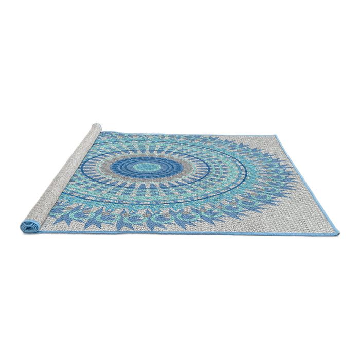Serging Thickness of Machine Washable Transitional Blue Rug, wshpat1938