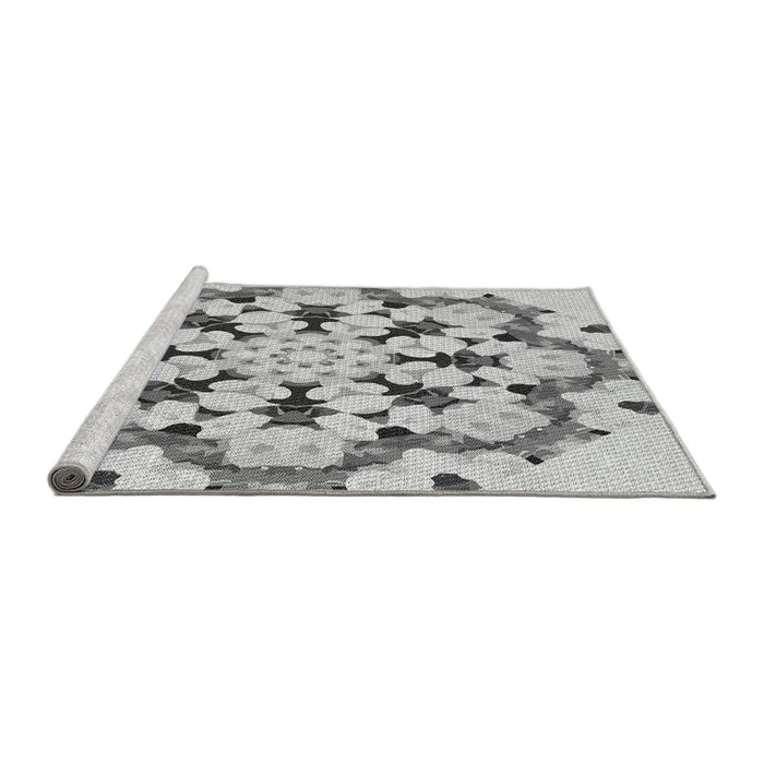 Serging Thickness of Machine Washable Transitional Platinum Gray Rug, wshpat1948