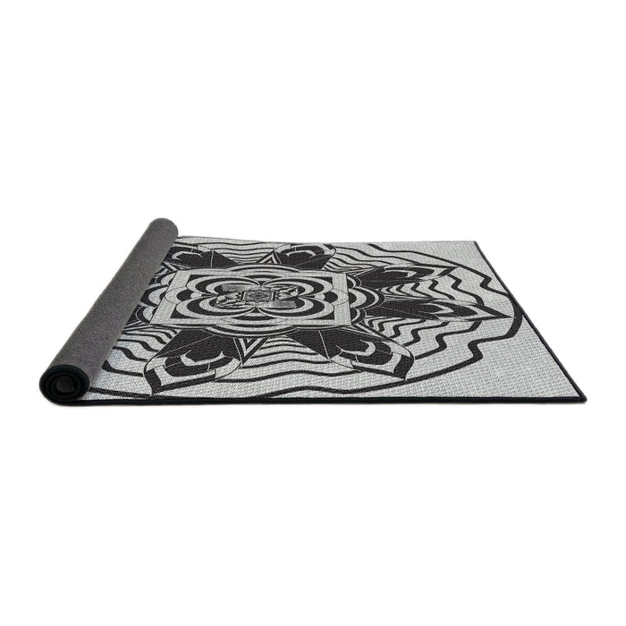 Thickness of Patterned Platinum Gray Novelty Rug, pat1988