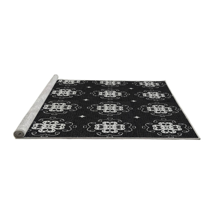 Serging Thickness of Machine Washable Transitional Black Rug, wshpat2139