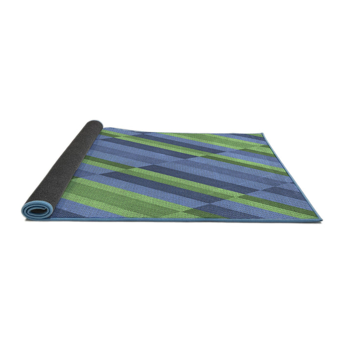Thickness of Patterned Green Novelty Rug, pat2164