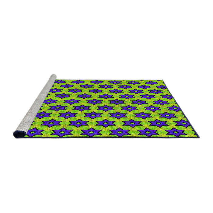 Serging Thickness of Machine Washable Transitional Green Rug, wshpat2452