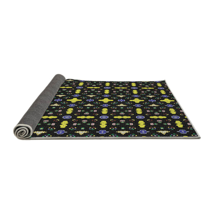 Thickness of Patterned Black Novelty Rug, pat2471