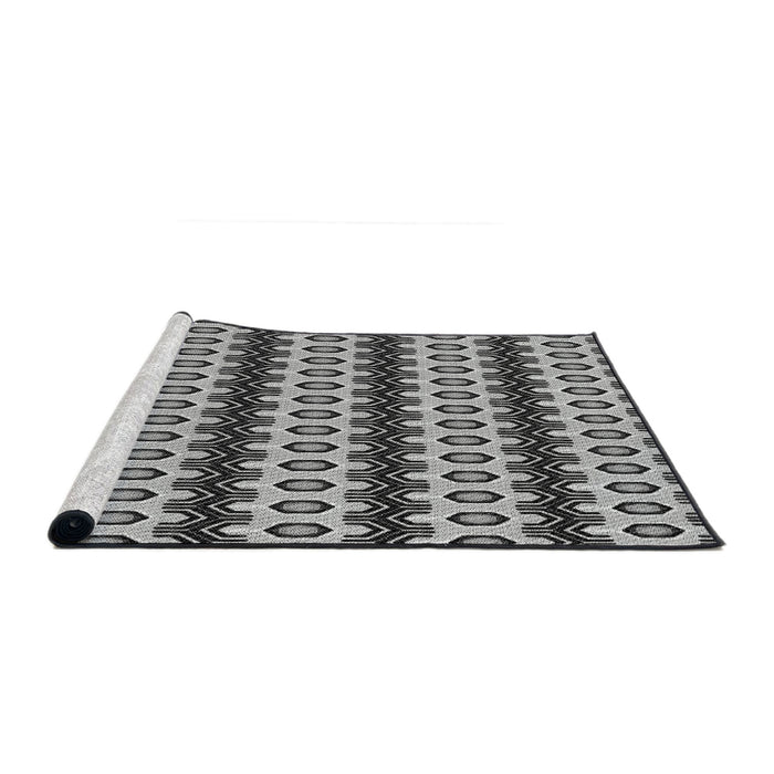 Serging Thickness of Machine Washable Transitional Platinum Silver Gray Rug, wshpat2560