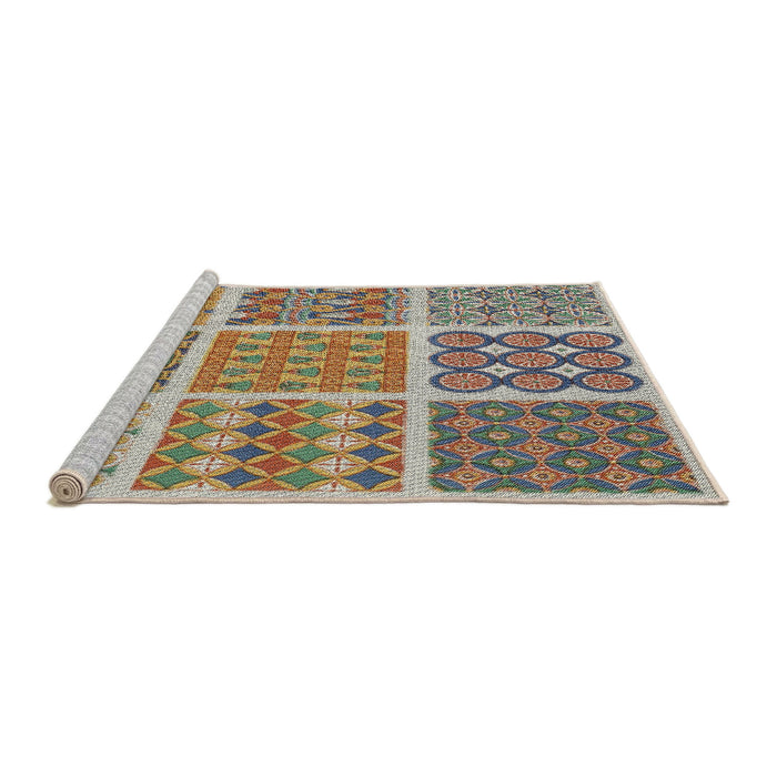 Serging Thickness of Machine Washable Transitional Brown Rug, wshpat2684
