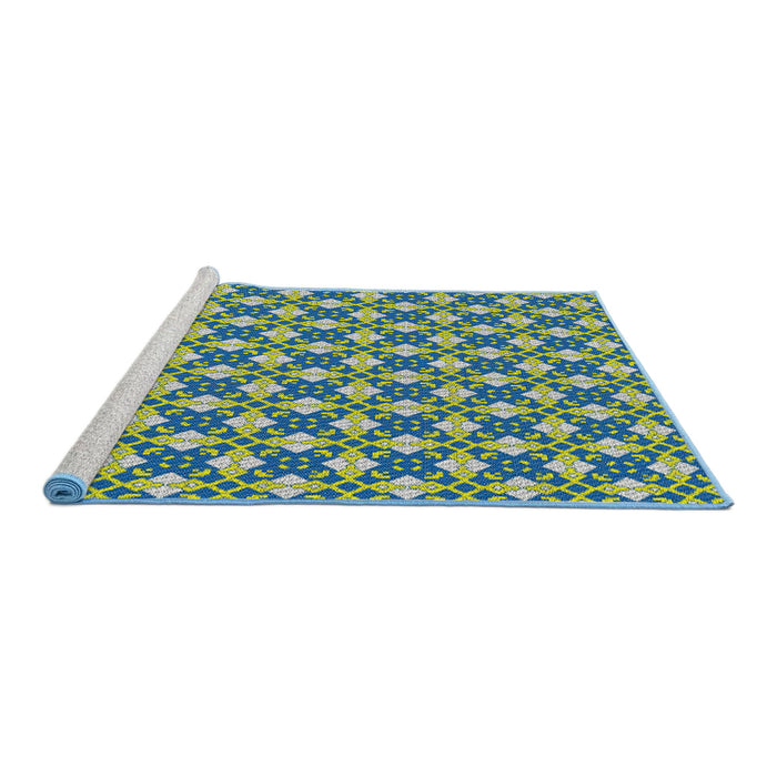Serging Thickness of Machine Washable Transitional Green Rug, wshpat2795