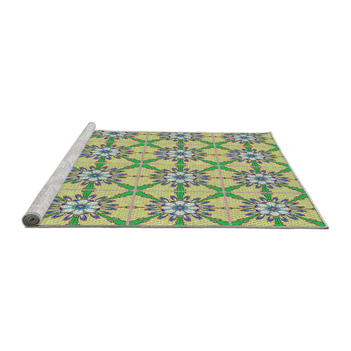 Serging Thickness of Machine Washable Transitional Green Rug, wshpat2872