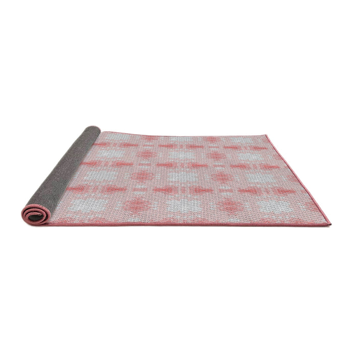Thickness of Patterned Pig Pink Novelty Rug, pat2879