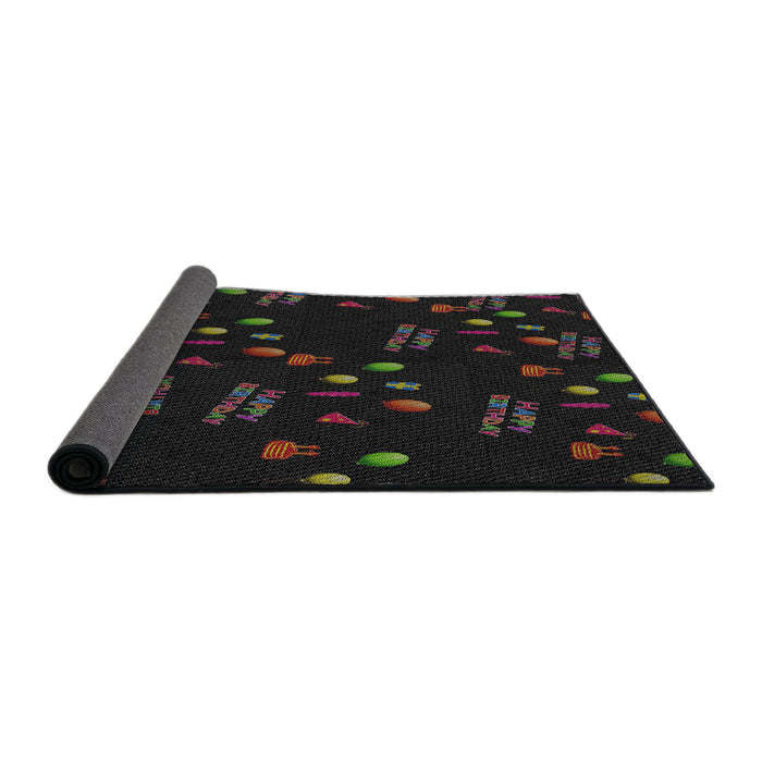 Thickness of Patterned Black Novelty Rug, pat2922