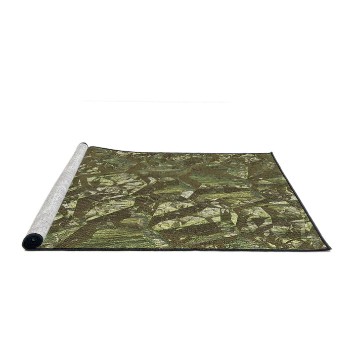 Serging Thickness of Machine Washable Transitional Brass Green Rug, wshpat3170