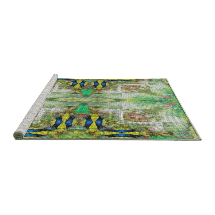 Serging Thickness of Machine Washable Transitional Green Rug, wshpat3205