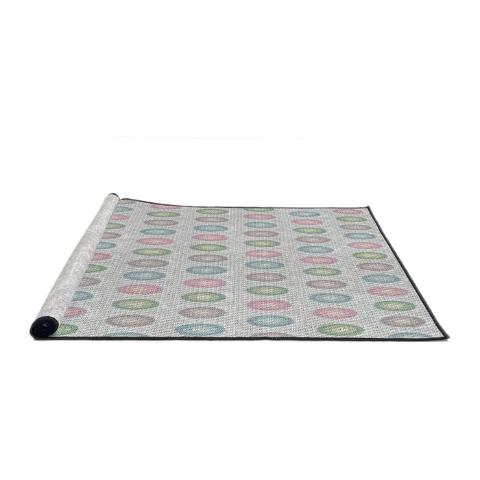 Serging Thickness of Machine Washable Transitional Platinum Gray Rug, wshpat3250