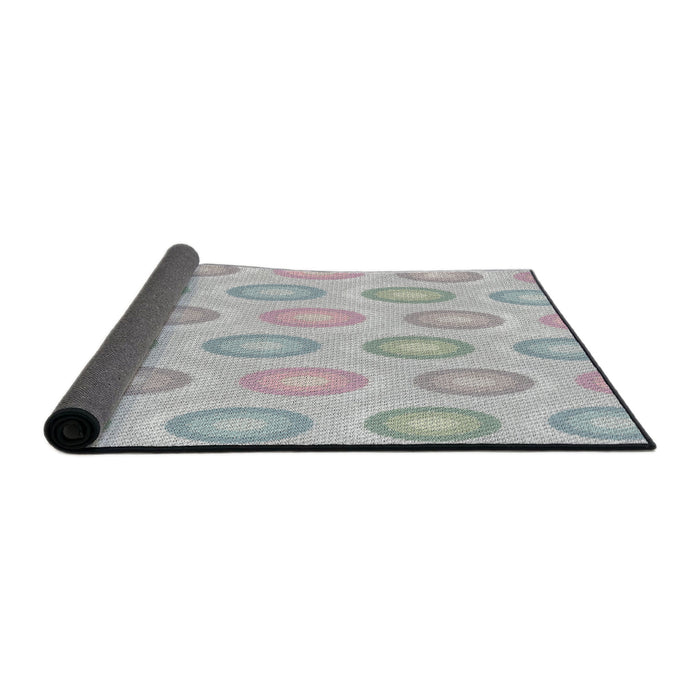 Thickness of Patterned Platinum Gray Novelty Rug, pat3252