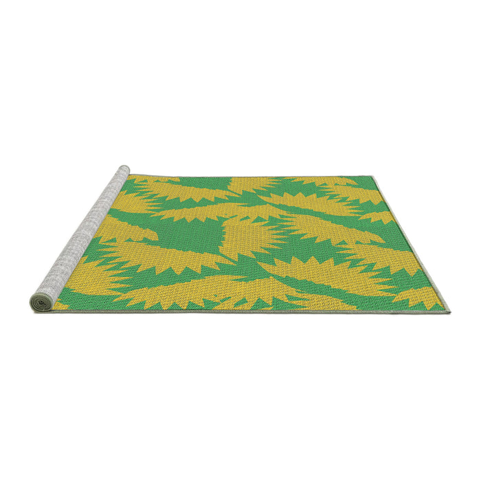 Serging Thickness of Machine Washable Transitional Green Rug, wshpat3288