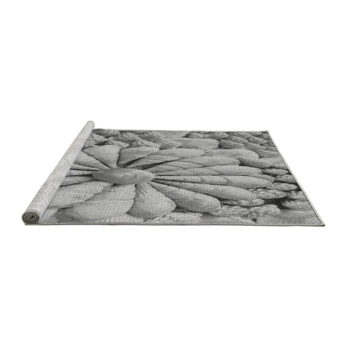 Serging Thickness of Machine Washable Transitional Carbon Gray Rug, wshpat3313
