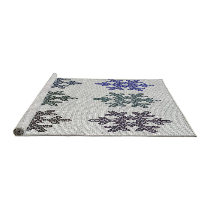 Serging Thickness of Machine Washable Transitional White Smoke Rug, wshpat3324