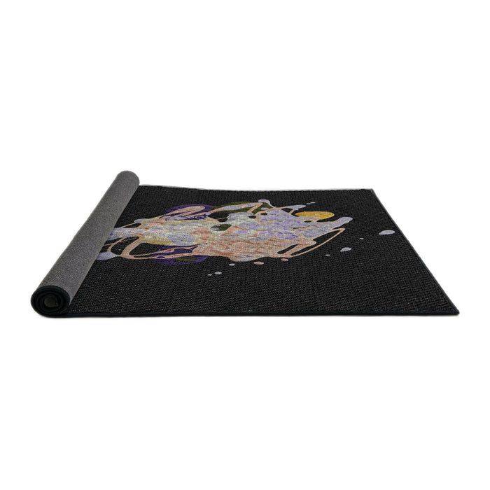Thickness of Patterned Black Novelty Rug, pat3418