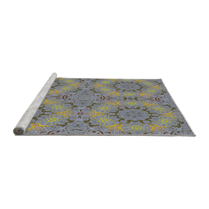 Serging Thickness of Machine Washable Transitional Pale Silver Gray Rug, wshpat3685