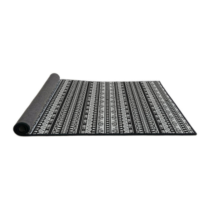 Thickness of Patterned Mid Gray Novelty Rug, pat3977