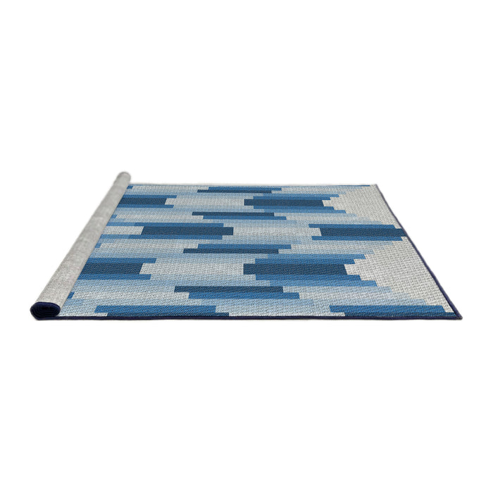 Serging Thickness of Machine Washable Transitional Coral Blue Rug, wshpat581