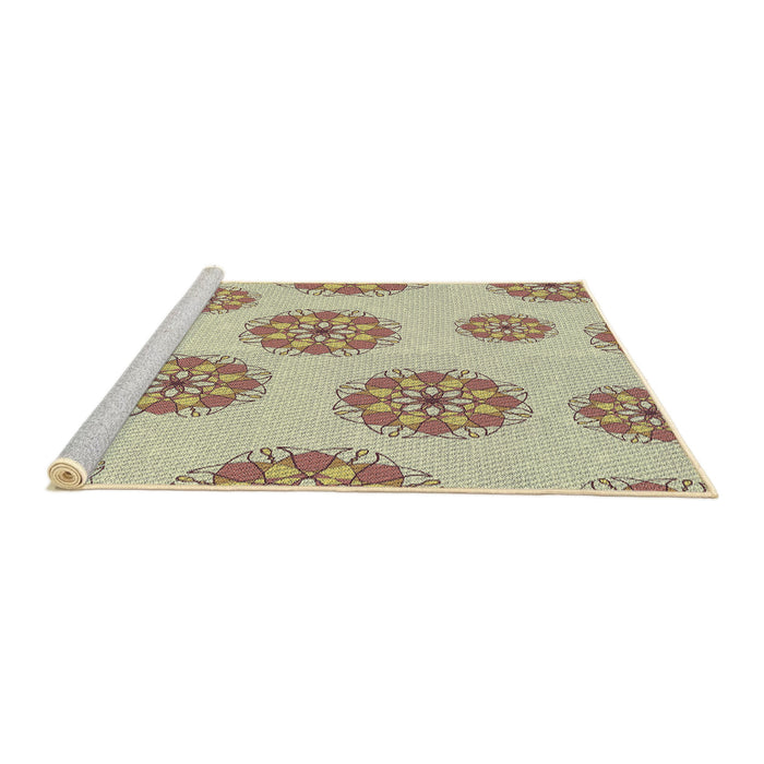 Serging Thickness of Machine Washable Transitional Gold Rug, wshpat744