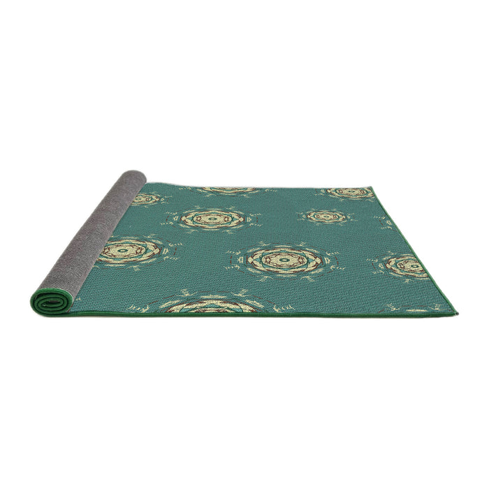 Thickness of Patterned Deep-Sea Green Novelty Rug, pat748