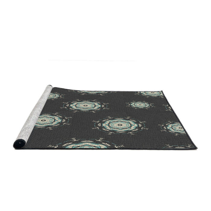 Serging Thickness of Machine Washable Transitional Midnight Gray Rug, wshpat749