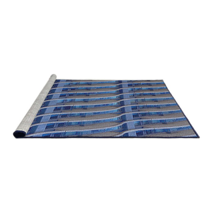 Serging Thickness of Machine Washable Transitional Blue Rug, wshpat839