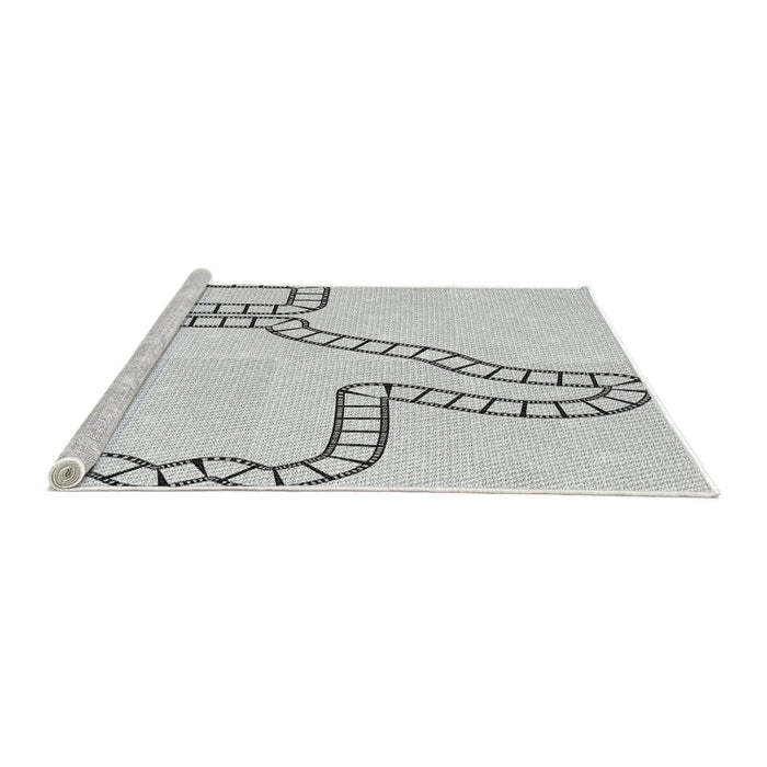Serging Thickness of Machine Washable Transitional White Smoke Rug, wshpat86