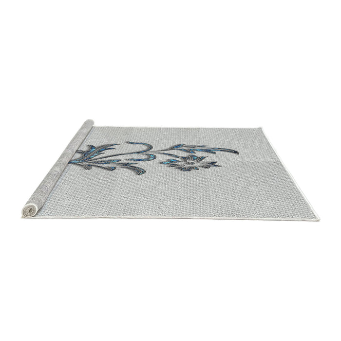 Serging Thickness of Machine Washable Transitional White Smoke Rug, wshpat915