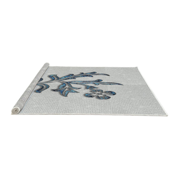 Serging Thickness of Machine Washable Transitional White Smoke Rug, wshpat917