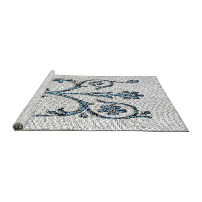 Serging Thickness of Machine Washable Transitional Silver Gray Rug, wshpat932