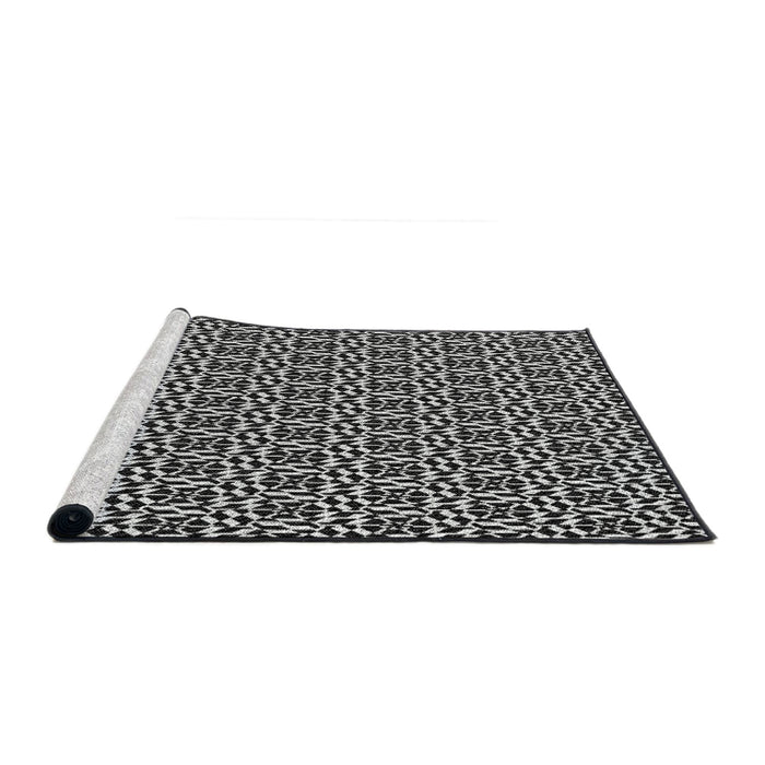 Serging Thickness of Machine Washable Transitional Silver Gray Rug, wshpat952