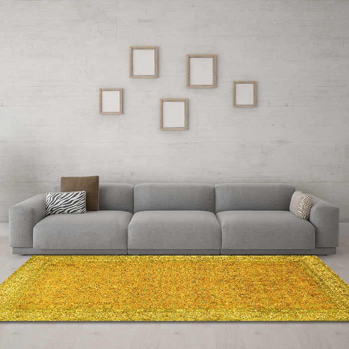Machine Washable Persian Yellow Traditional Rug in a Living Room, wshtr1000yw