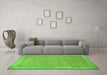 Machine Washable Persian Green Traditional Area Rugs in a Living Room,, wshtr1000grn