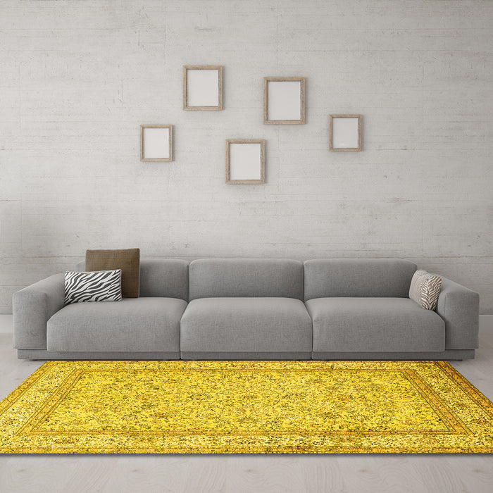 Machine Washable Persian Yellow Traditional Rug in a Living Room, wshtr1002yw