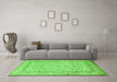 Machine Washable Persian Green Traditional Area Rugs in a Living Room,, wshtr1002grn