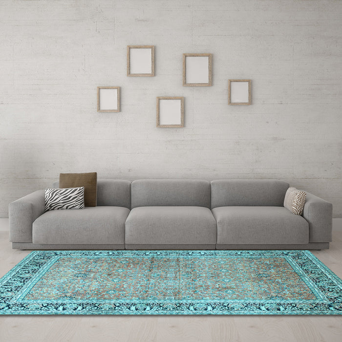 Machine Washable Persian Light Blue Traditional Rug in a Living Room, wshtr1009lblu