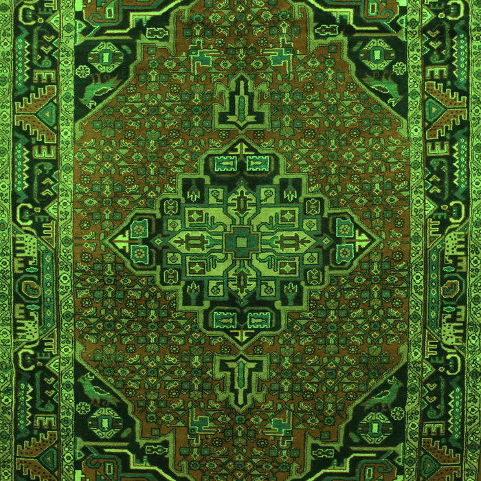 Serging Thickness of Machine Washable Medallion Green Traditional Area Rugs, wshtr100grn