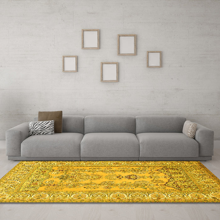 Machine Washable Persian Yellow Traditional Rug in a Living Room, wshtr1017yw