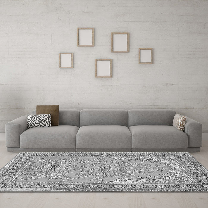 Machine Washable Persian Gray Traditional Rug in a Living Room,, wshtr1025gry