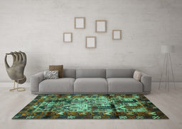 Machine Washable Persian Turquoise Traditional Area Rugs in a Living Room,, wshtr102turq