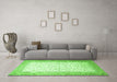 Machine Washable Persian Green Traditional Area Rugs in a Living Room,, wshtr1035grn